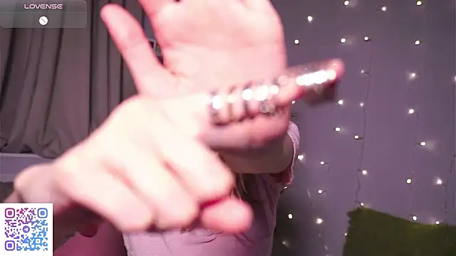 ameliamo online show from March 10, 2026, 4:06 am