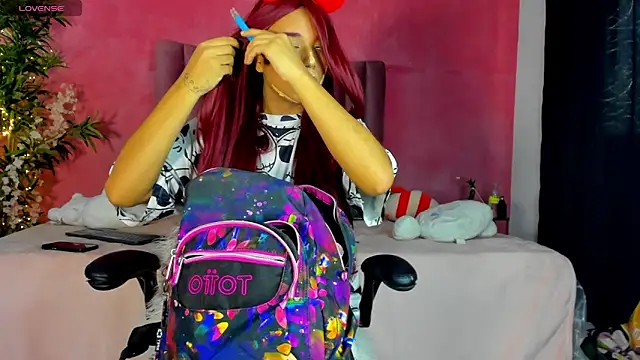 Snapshot of Canddy_01 chatting on February 3, 2026, 2:00 pm Canddy 01 online show from February 3, 2026, 2:00 pm