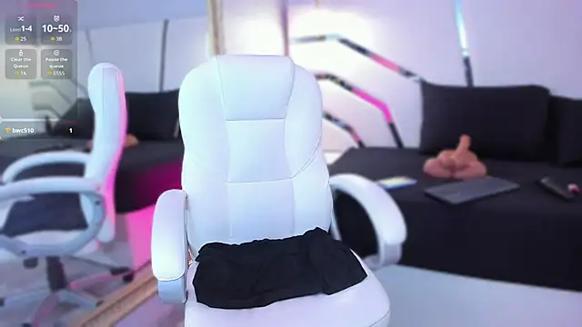 ninna vinns online show from March 2, 2026, 4:03 am