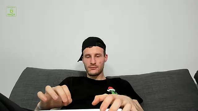 Deymond Russo online show from February 15, 2026, 6:04 pm