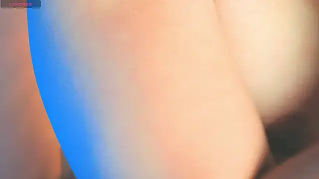 Snapshot of MeelFox chatting on March 7, 2026, 12:46 pm MeelFox online show from March 7, 2026, 12:46 pm