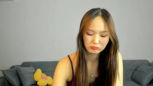 tori mia online show from February 5, 2026, 4:22 pm