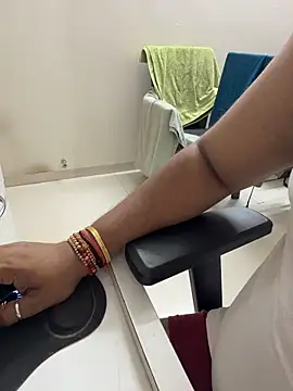 Rah0091 online show from February 6, 2026, 3:15 pm