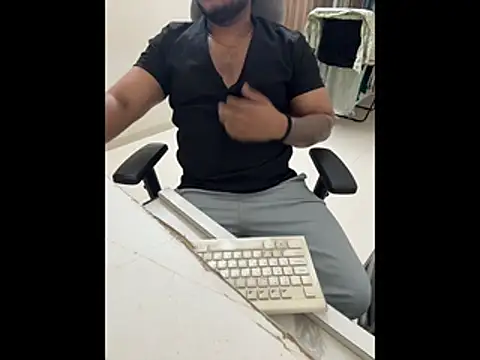 Rah0091 online show from February 25, 2026, 6:50 pm