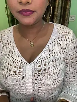 Snapshot of LIZNA_0 chatting on February 13, 2026, 5:09 pm LIZNA 0 online show from February 13, 2026, 5:09 pm