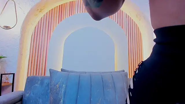 Snapshot of violet_scott_ chatting on March 25, 2026, 10:21 am violet scott online show from March 25, 2026, 10:21 am