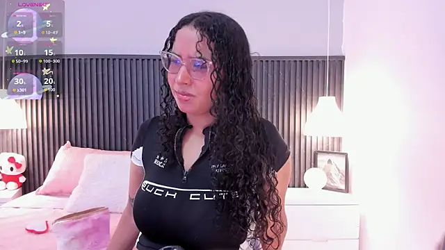 Snapshot of Lena_Ricci chatting on June 13, 2026, 3:59 am Lena Ricci online show from June 13, 2026, 3:59 am