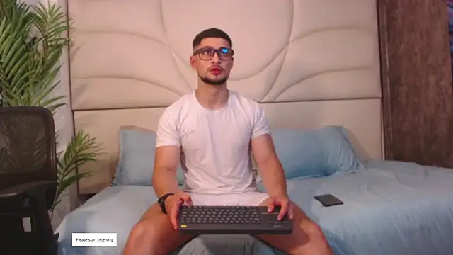 valenssio moretti online show from April 8, 2026, 3:28 am