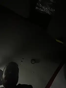 Kylxxx8 online show from February 11, 2026, 4:17 am