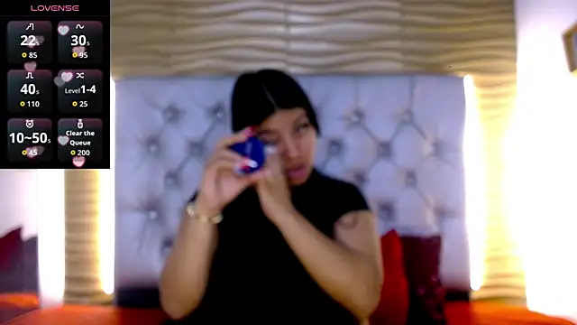 MariyaNovakie online show from May 5, 2026, 12:24 pm