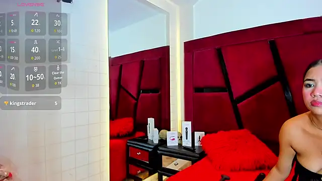 Snapshot of MiaWolton chatting on March 19, 2026, 7:29 pm MiaWolton online show from March 19, 2026, 7:29 pm