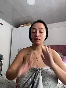Snapshot of JulietaRiios chatting on May 19, 2026, 5:30 pm JulietaRiios online show from May 19, 2026, 5:30 pm