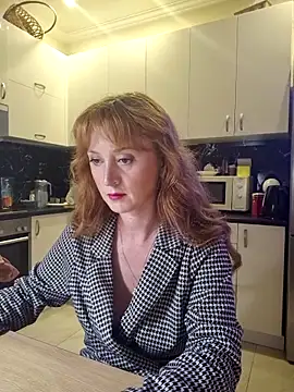 LanaBananaa  online show from April 23, 2026, 7:05 pm