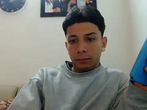 waner thom online show from February 5, 2026, 10:14 pm