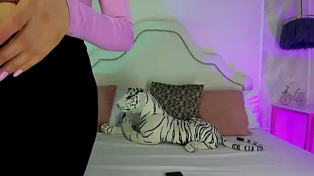 niicole garner online show from March 4, 2026, 4:57 pm