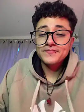 Adonibaskerville4 online show from February 5, 2026, 11:09 pm