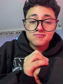 Adonibaskerville4 online show from February 6, 2026, 11:08 pm