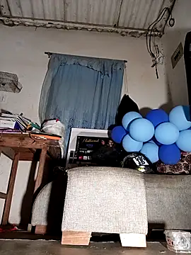 Kittydirty7 online show from May 7, 2026, 1:22 am