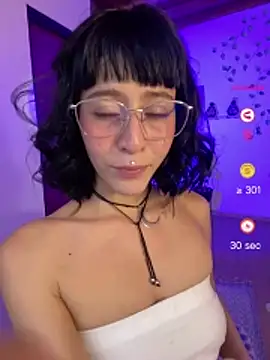 Capricornmystic1 online show from April 27, 2026, 9:02 pm