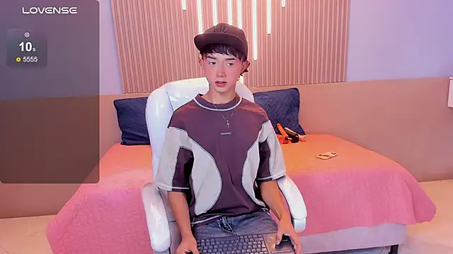 Snapshot of Noa_03 chatting on May 30, 2026, 6:16 pm Noa 03 online show from May 30, 2026, 6:16 pm