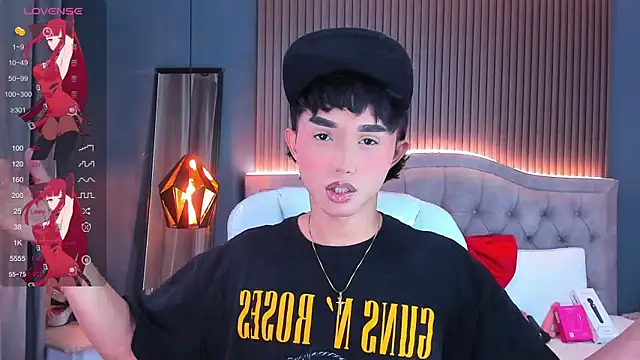Snapshot of Noa_03 chatting on June 15, 2026, 6:10 pm Noa 03 online show from June 15, 2026, 6:10 pm