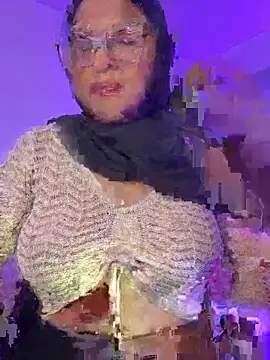 Amira-Awhada online show from March 20, 2026, 10:03 pm