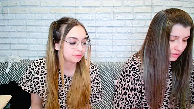 JullyMood online show from February 6, 2026, 4:32 pm