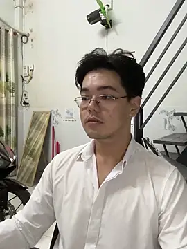 lucas-N888 online show from February 5, 2026, 3:22 am