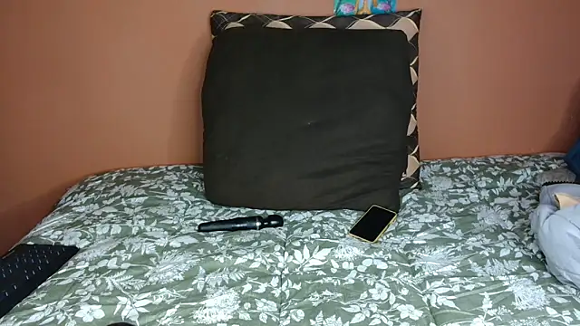 ForeverSexy  online show from June 19, 2026, 6:29 am