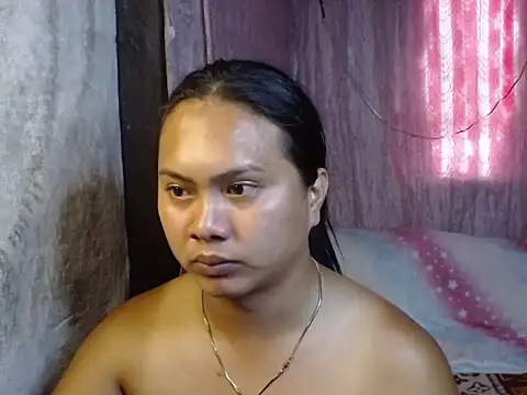 Queenvivesxxx online show from February 5, 2026, 5:23 am