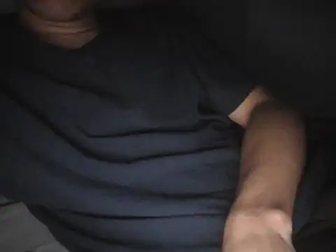 Snapshot of oppl22 chatting on February 3, 2026, 11:04 am oppl22 online show from February 3, 2026, 11:04 am