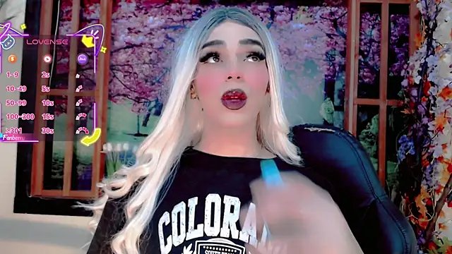 Snapshot of Maddye_Fox chatting on May 30, 2026, 11:29 am Maddye Fox online show from May 30, 2026, 11:29 am