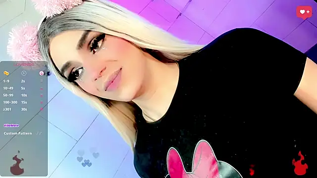 Snapshot of Maddye_Fox chatting on June 17, 2026, 3:20 am Maddye Fox online show from June 17, 2026, 3:20 am