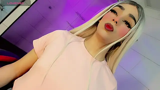 Maddye Fox online show from July 1, 2026, 3:30 am