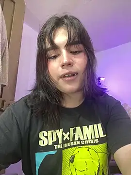 Daniellesins1 online show from May 9, 2026, 2:17 am