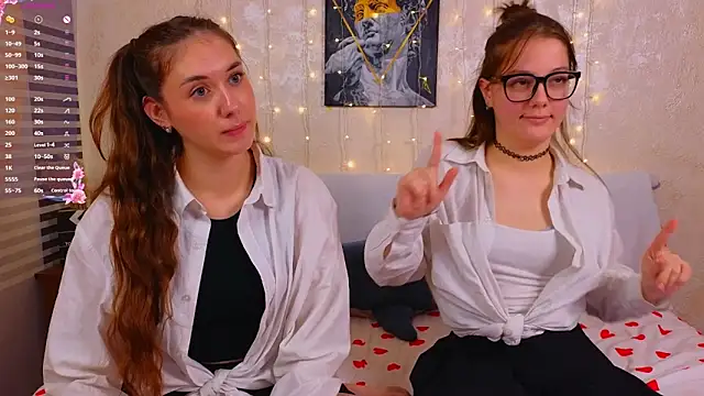 MelanieTwice online show from March 5, 2026, 12:12 pm