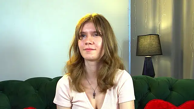 MilaMaelis online show from March 21, 2026, 8:19 am