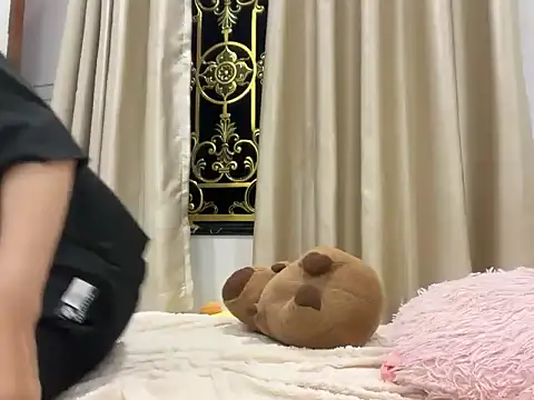 asianvietboy09 online show from July 18, 2026, 4:44 pm
