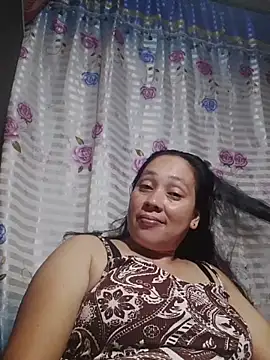 May Bombs online show from March 4, 2026, 12:22 pm