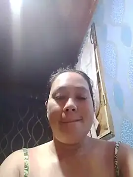 Snapshot of May_Bombs chatting on June 19, 2026, 10:57 pm May Bombs online show from June 19, 2026, 10:57 pm