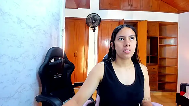 Emily and Soffy online show from February 17, 2026, 12:01 pm