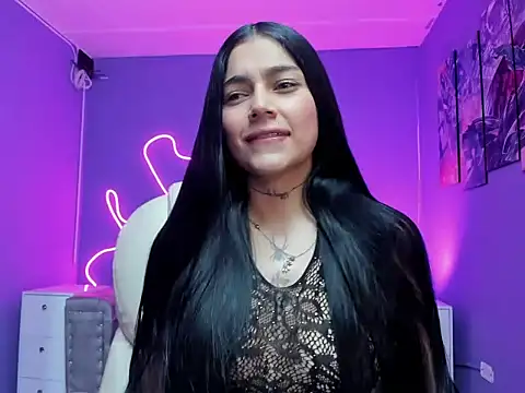 Nina foxxy online show from February 6, 2026, 11:24 am