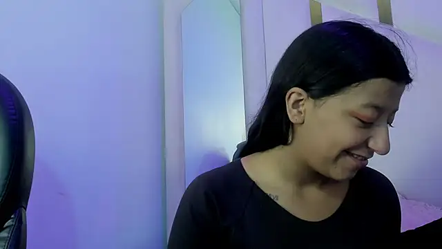 Vaneline2 online show from April 22, 2026, 1:23 pm