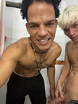 Snapshot of MaxyRyan chatting on March 4, 2026, 5:24 am MaxyRyan online show from March 4, 2026, 5:24 am