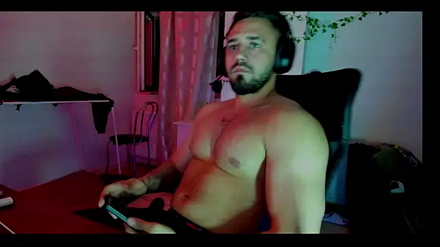 RaulMaxel online show from April 28, 2026, 12:09 am