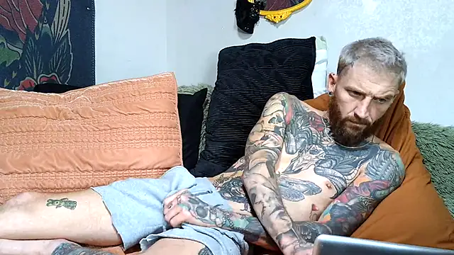 F D R  online show from April 22, 2026, 3:02 pm