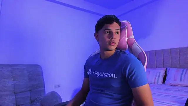 Adrian Prime  online show from April 24, 2026, 7:05 pm