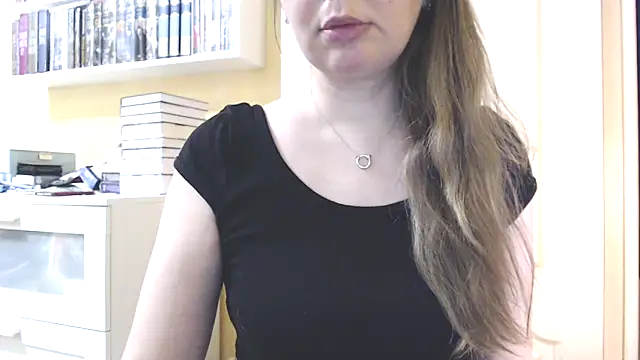 Snapshot of Tasiya chatting on March 6, 2026, 8:16 pm Tasiya online show from March 6, 2026, 8:16 pm