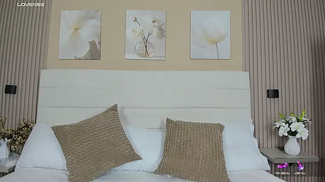 LisaLain online show from June 30, 2026, 12:06 pm