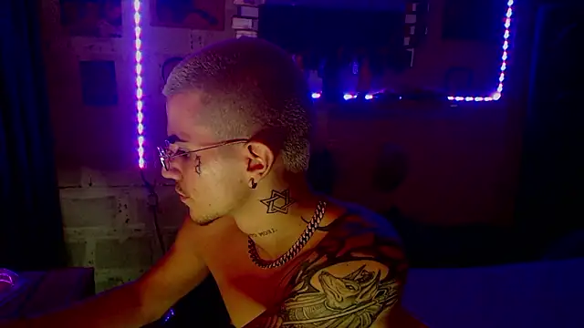 paul-mendezx online show from February 25, 2026, 5:39 am